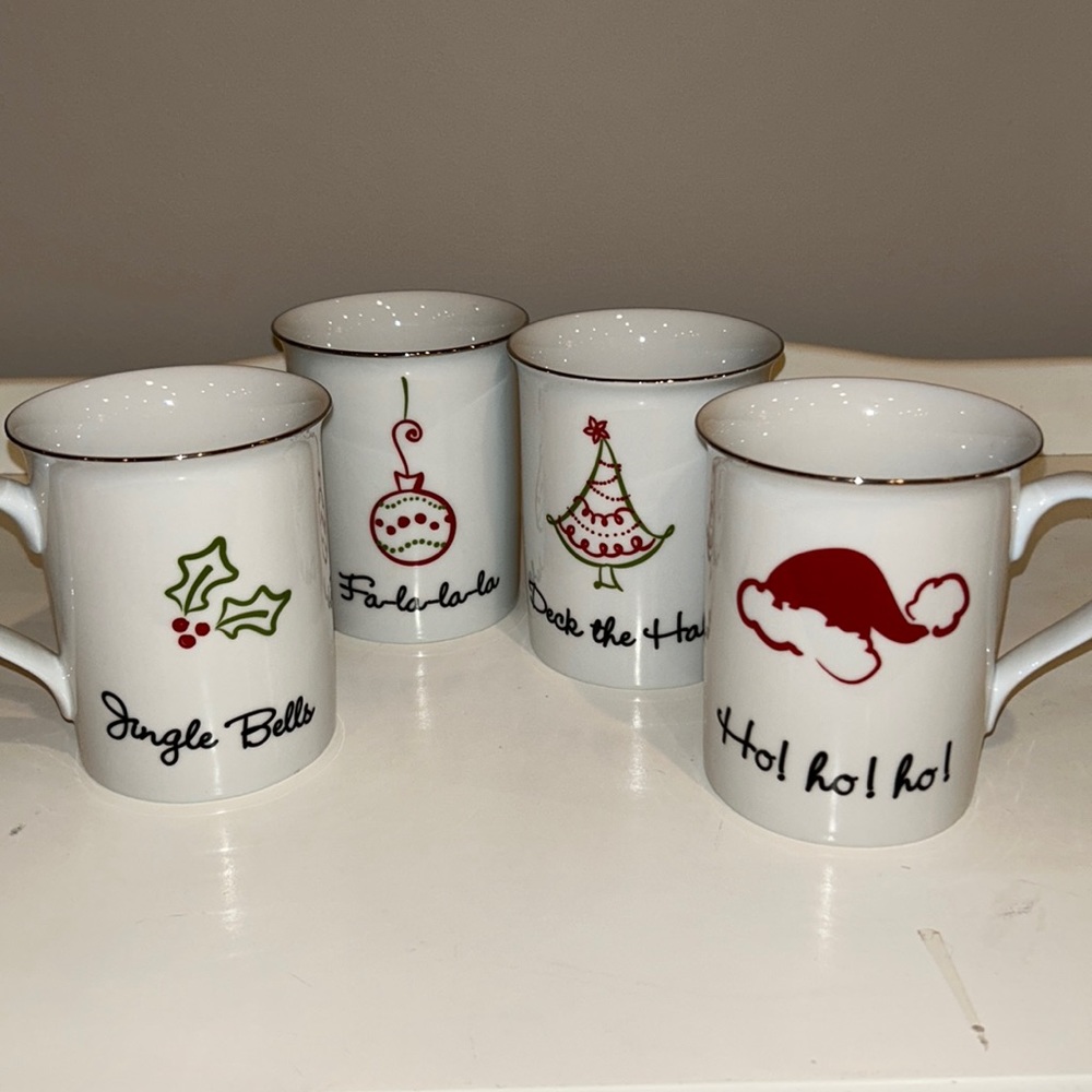 Set of 4 Holiday Mugs